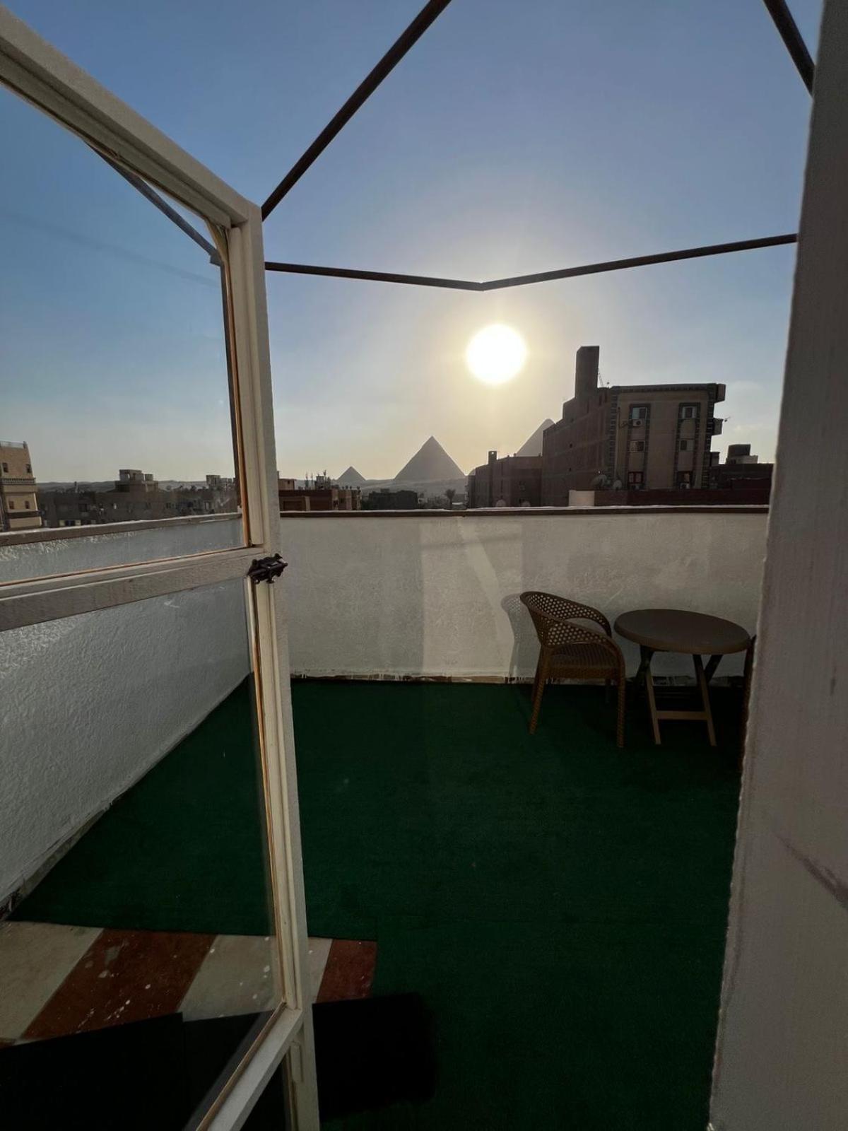 Piramide De Giza View Inn Kafrat al Jabal Exterior photo